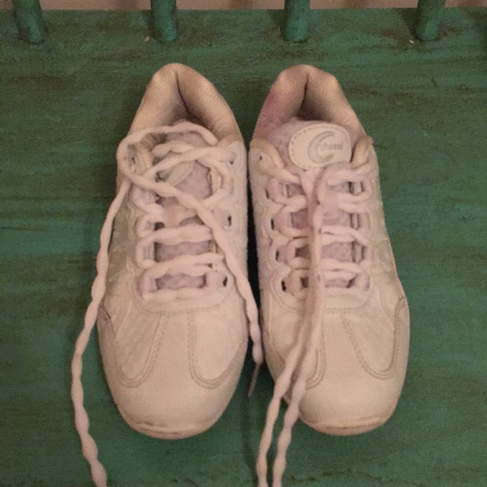 White Chasse cheer shoes size 3